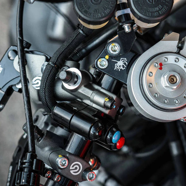 Lijevi prekidač upravljača WorldSSP Feel Racing Ducati Panigale V2 955 (20-24) FR.510.131 