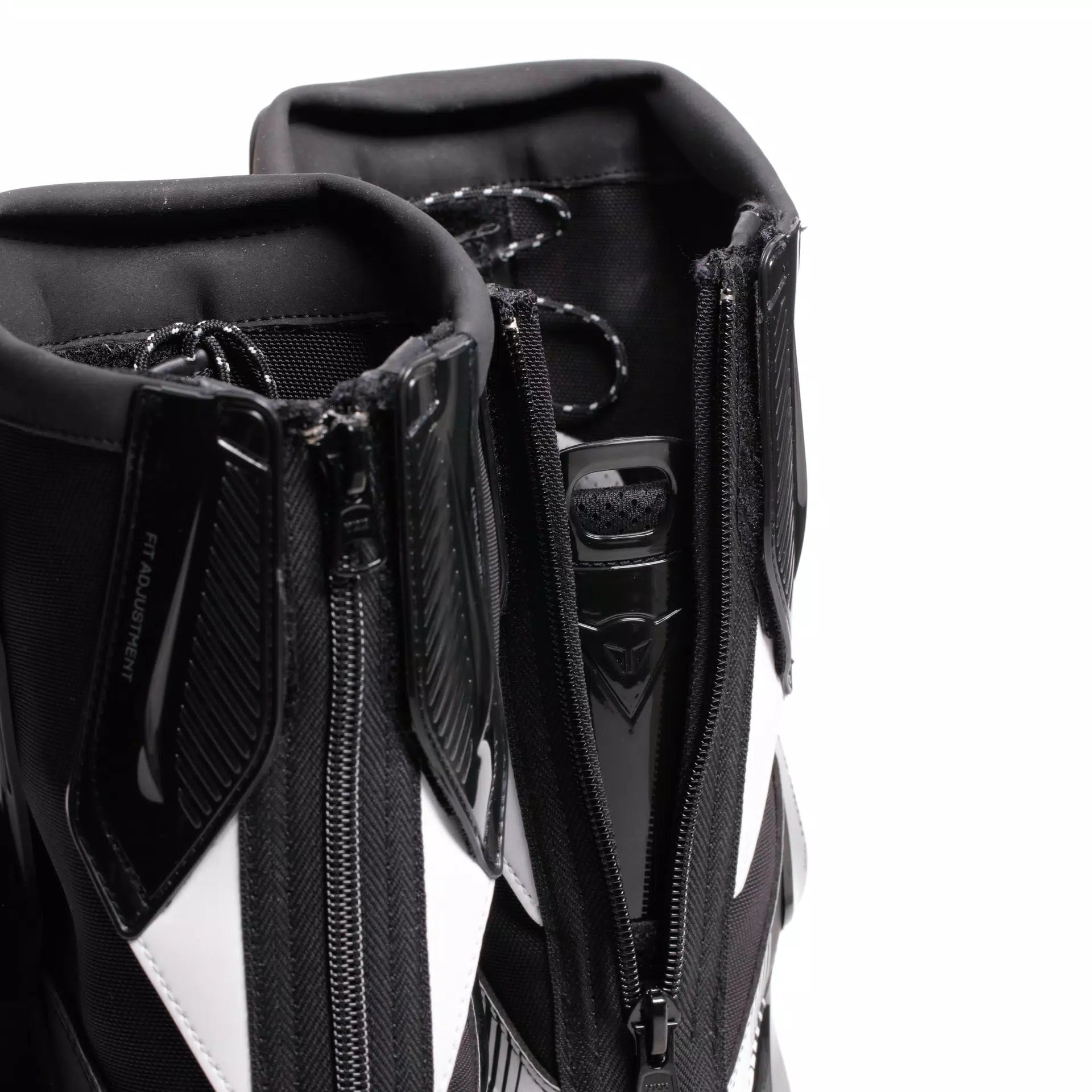 Dainese Torque 4 Air Racing i cestovni motociklistički čizme ljeto | Muški | Crna/Bijela/Crvena | 2017900086N3200 