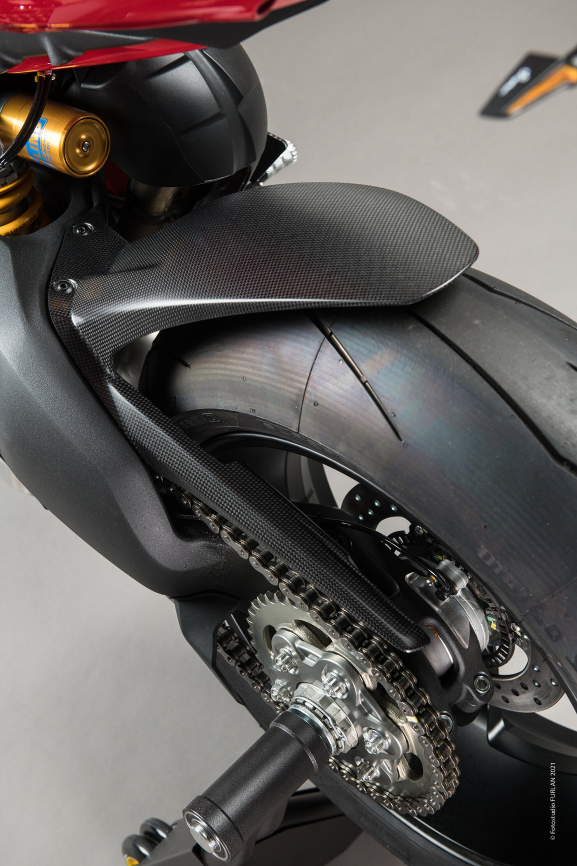 Stražnja blatobran Carbon LighTech Ducati Panigale V4/S/R (18-24) CARD0820 