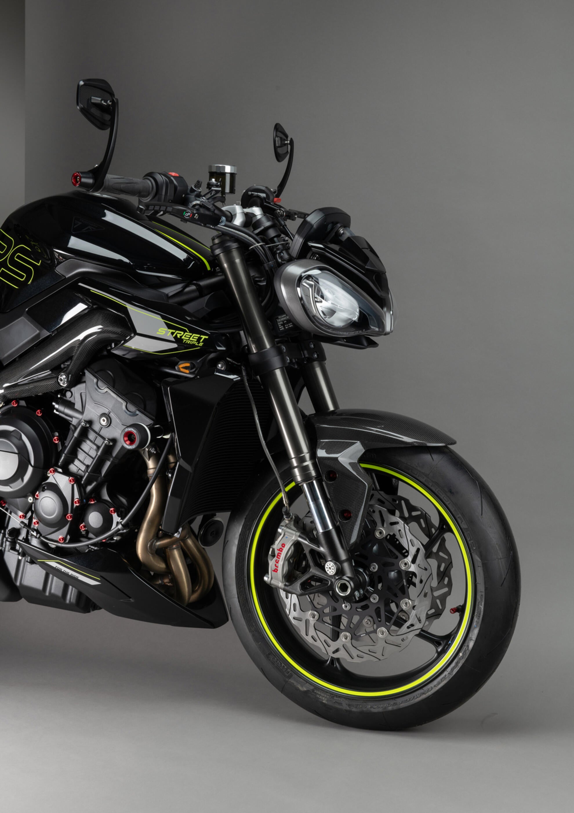 Prednji blatobran Carbon LighTech Triumph Street Triple 765 S / R / RS / Moto2 (17-26) CART2410 