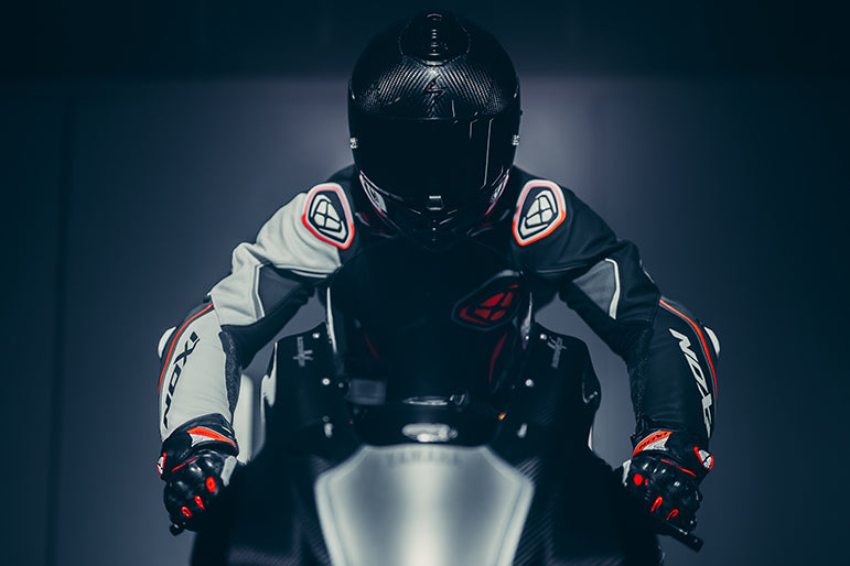 IXON Demonio kombinezon Kožno odijelo – Perforirano odijelo za utrke | Muškarci | Crveno/Crno/Bijelo 