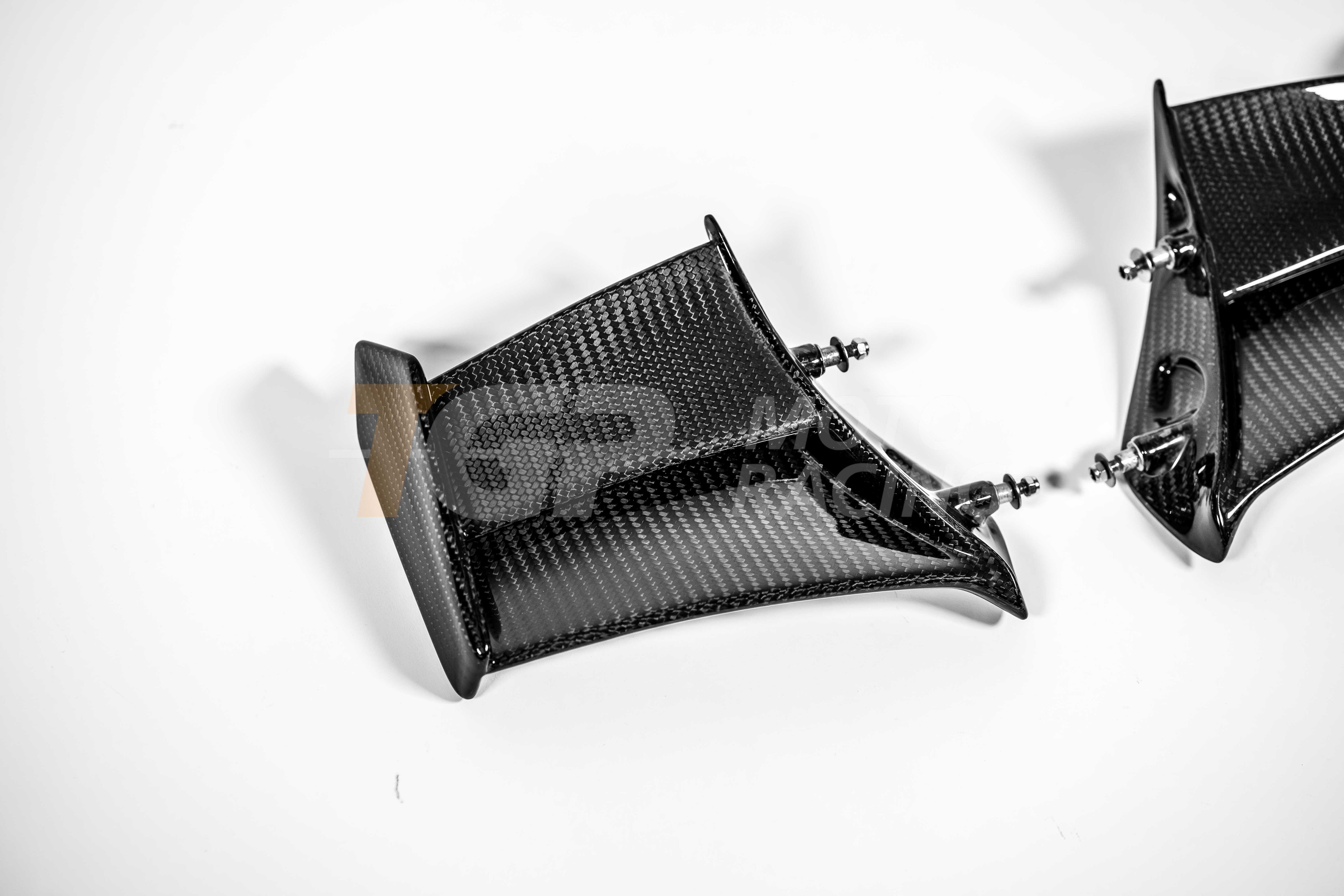 Winglets 200g Carbon AP Carbon Line Ducati Panigale V4 R (2026)