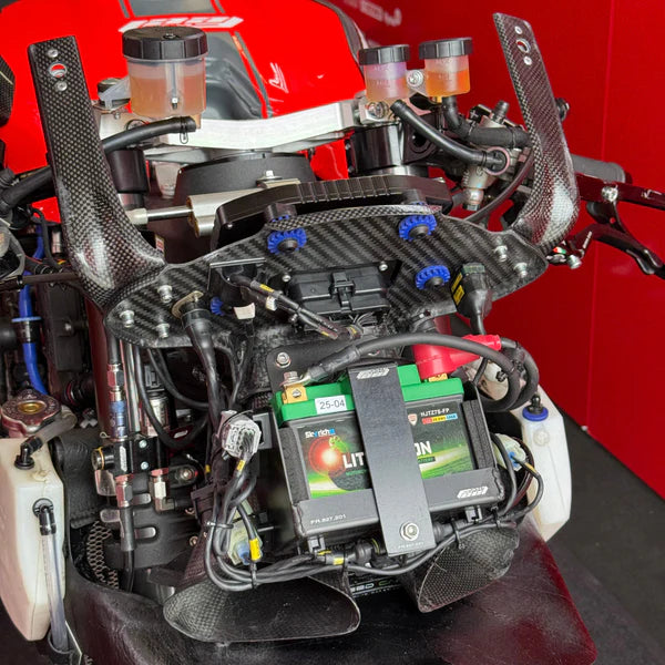 Karbon instrumentni nosač + zračni kanal Feel Racing Ducati Panigale V2 955 (20-24) FR.495.112.C 