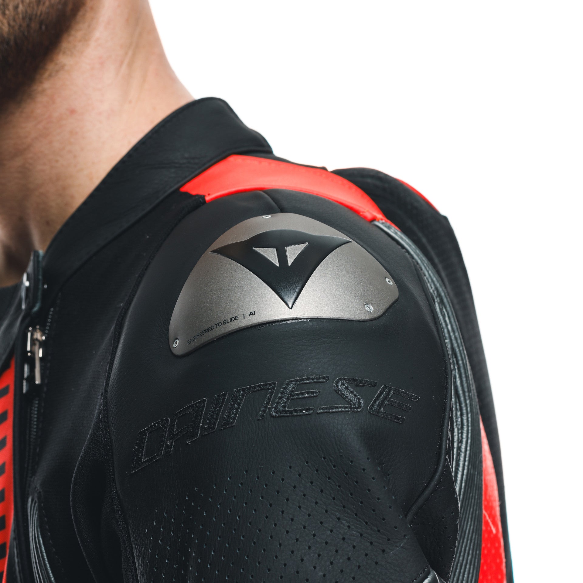Dainese Audax D-ZIP kombinezon Kožno odijelo – Perforirani trkaći odijelo | Muški | Crna/Crvena 