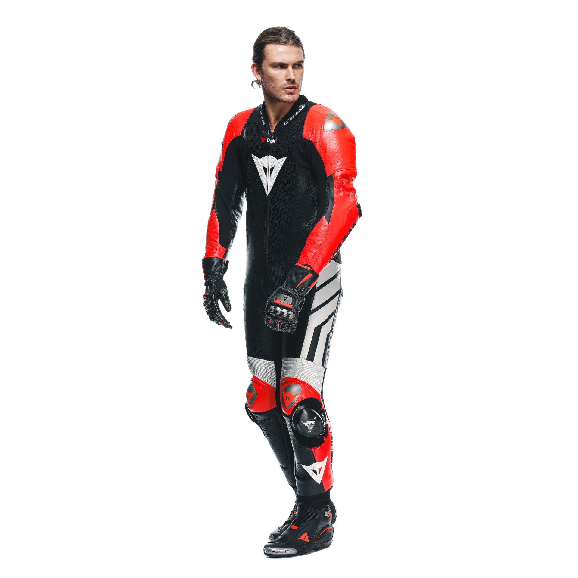 Dainese Mugello 3 D-AIR® kombinezon Kožno odijelo – Perforirani zračni jastučić za trkaće odijelo | Muški | Crna/Crvena 