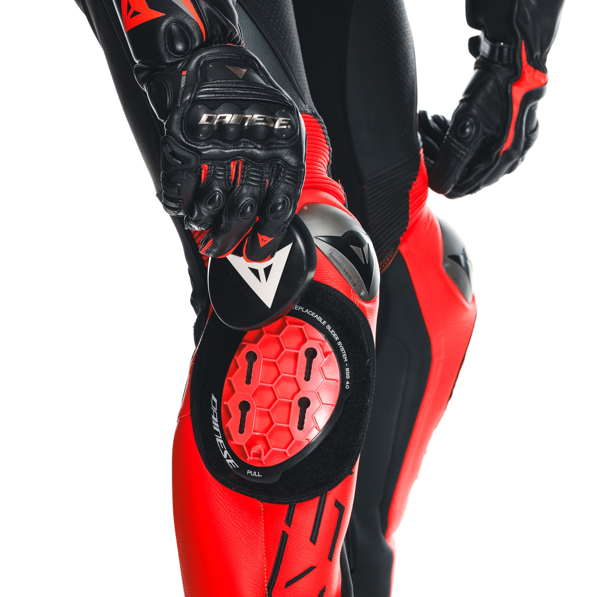 Dainese Audax D-ZIP kombinezon Kožno odijelo – Perforirani trkaći odijelo | Muški | Crna/Crvena 
