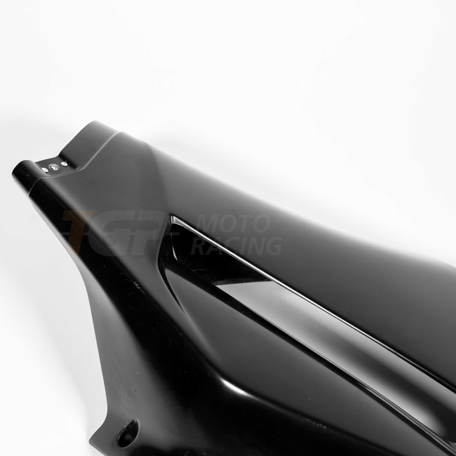 Desni bočni dio Lavatex AP Carbon Line Ducati Panigale V4 R (2026) 