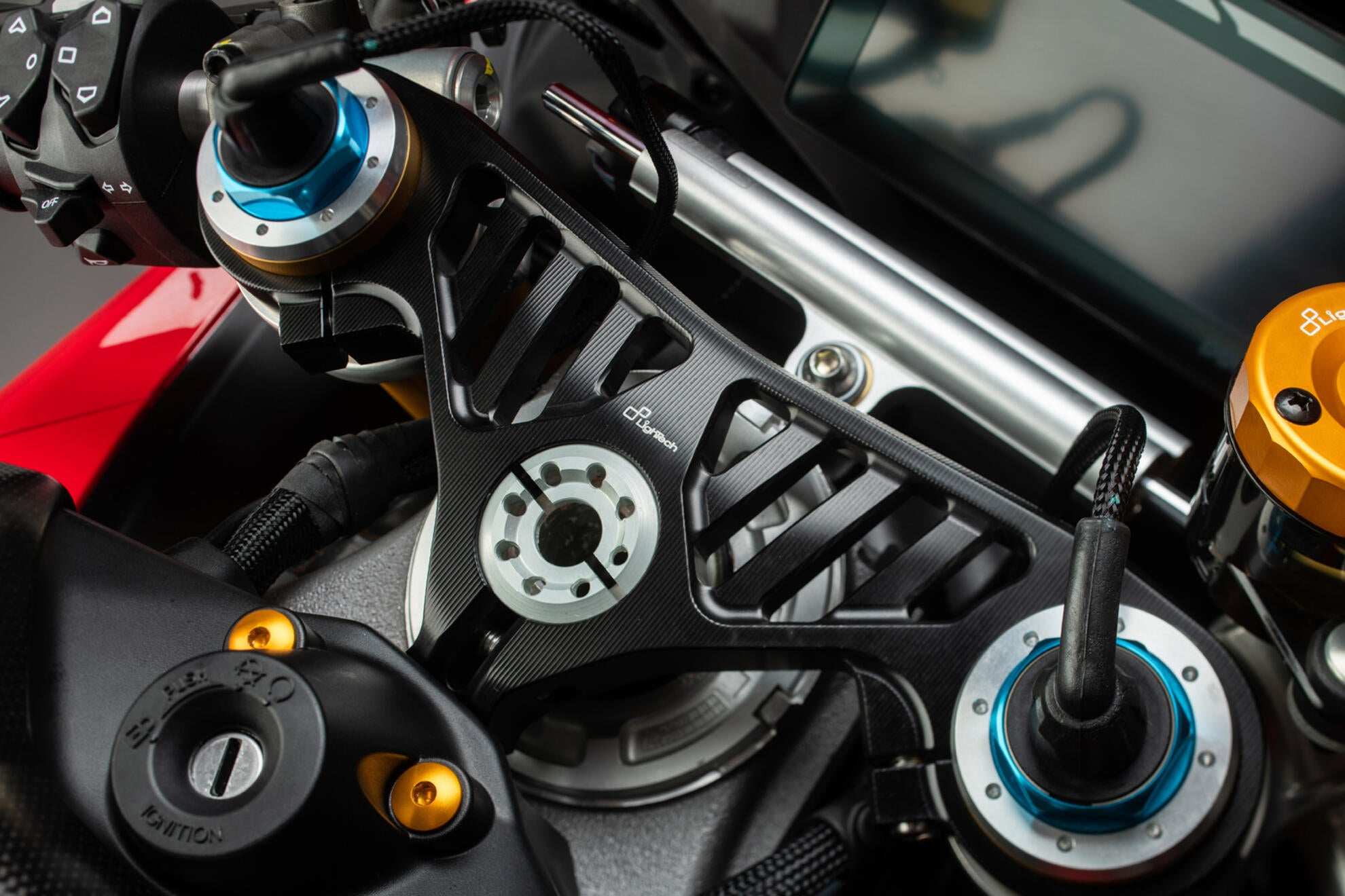 Gornja vilica LighTech Ducati Panigale V4/S/R (25-26) TCADU002NER 