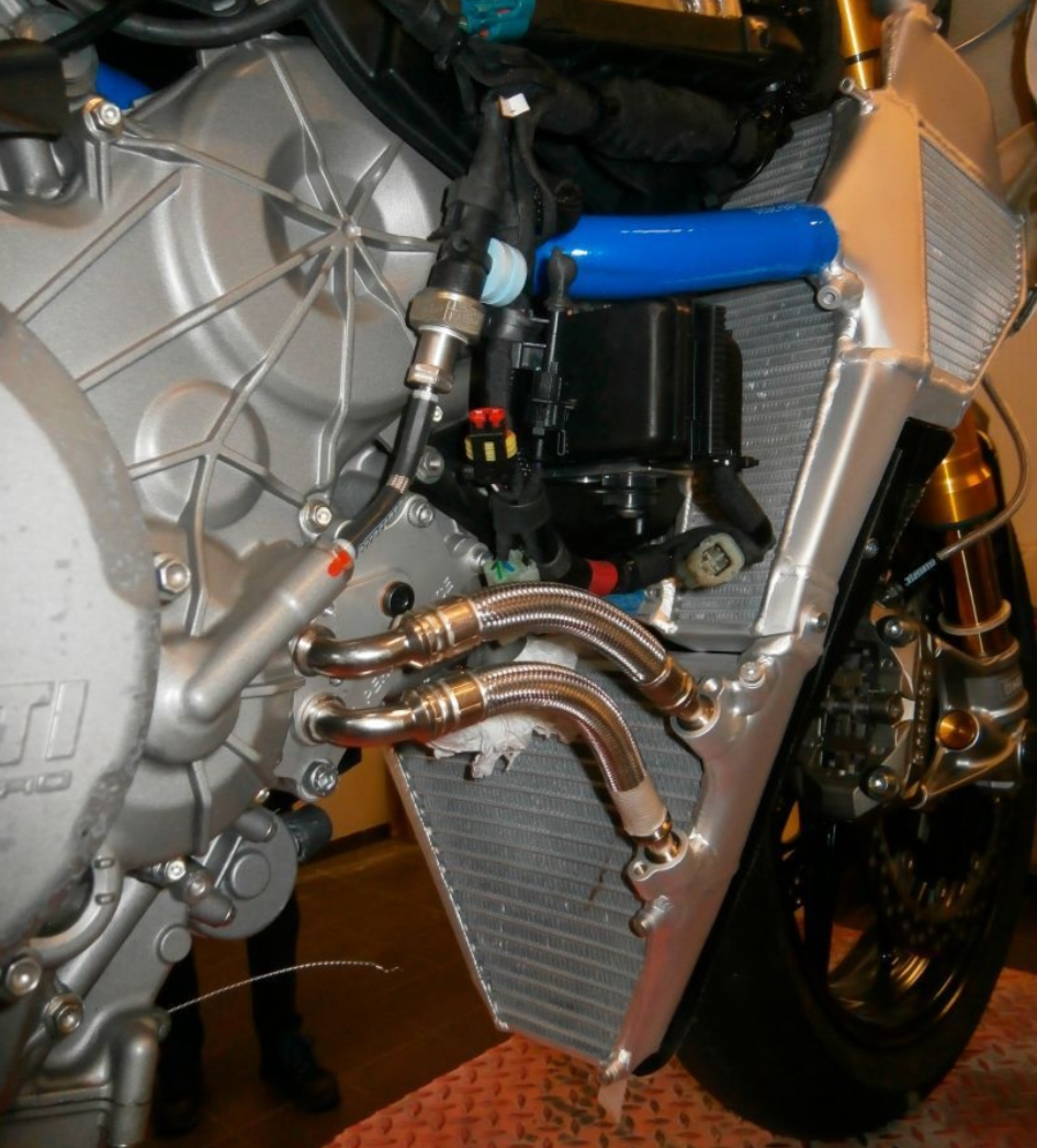 H2O Performance Vodena + Uljna hladnjak EVO Kit Ducati Panigale V2 955 (20-24) 