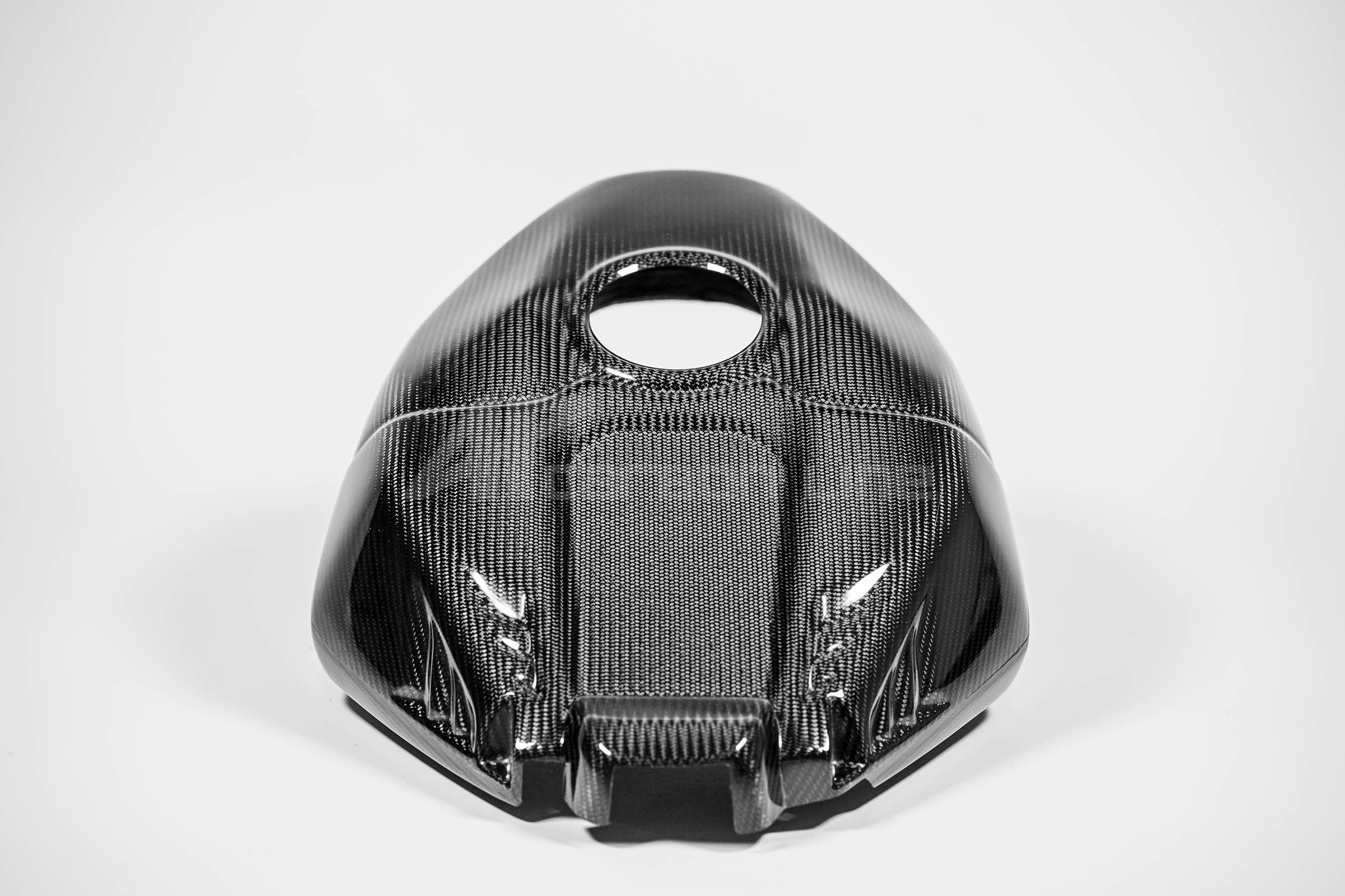 SBK poklopac rezervoara 200g AP Carbon Line Honda CBR 1000 RR-R SC82 (20-23) 