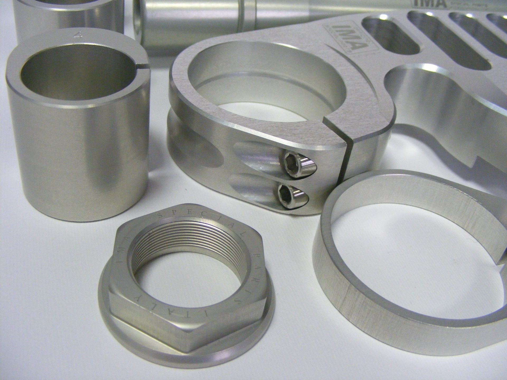 Ima Special Parts Racing vilica most Yamaha YZF-R1/M RN32 RN49 RN65 (15-26) 