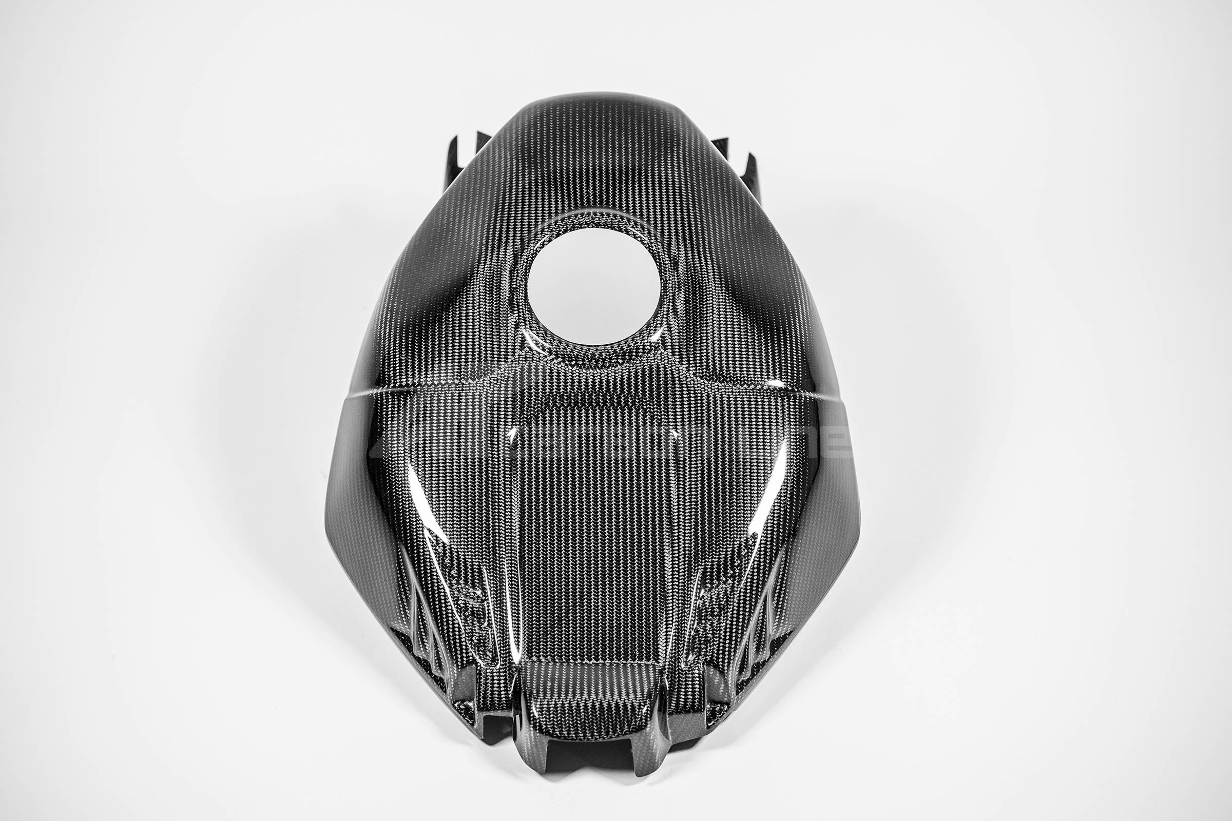 SBK poklopac rezervoara 200g AP Carbon Line Honda CBR 1000 RR-R SC82 (20-23) 