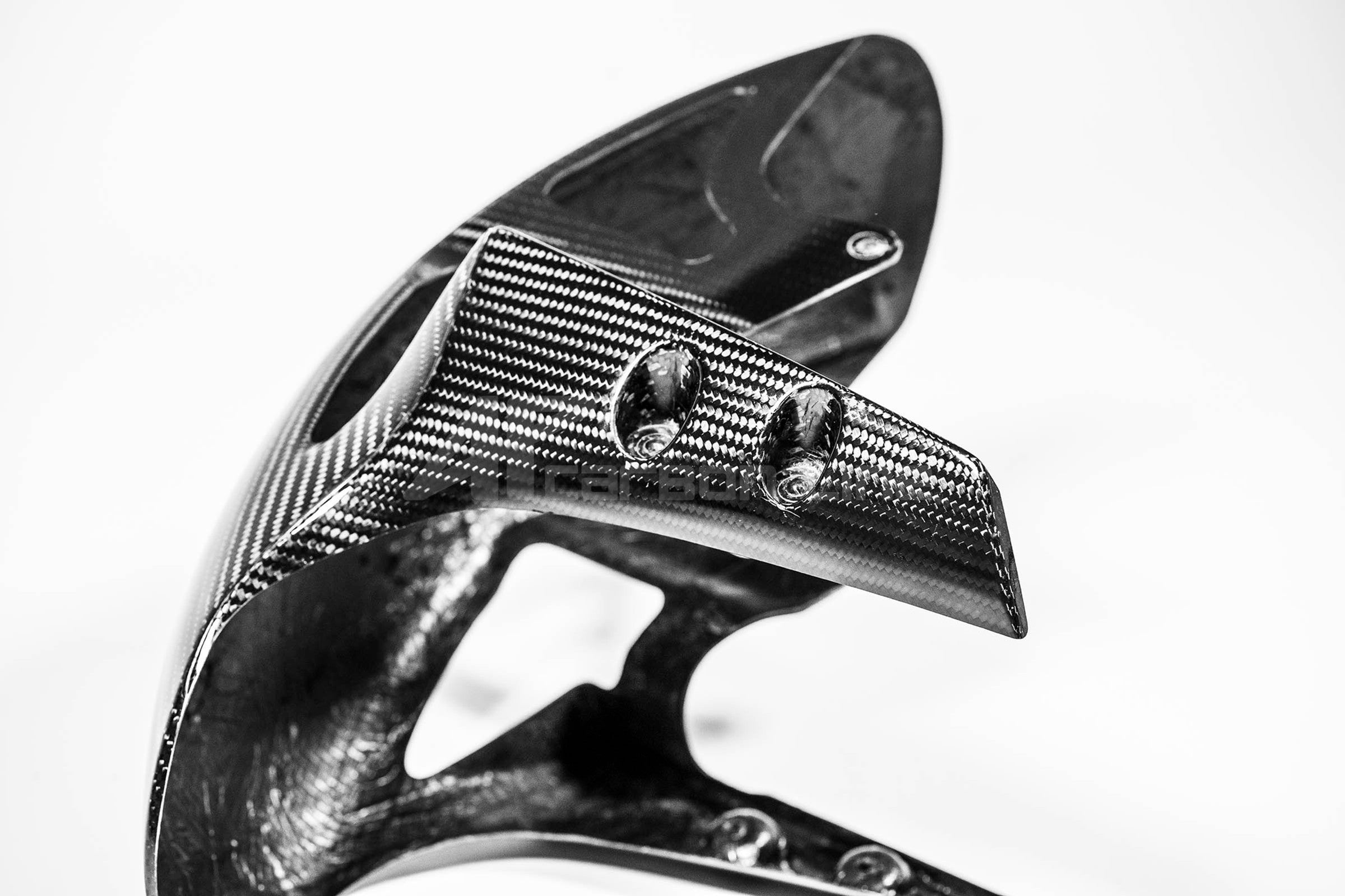 Prednji blatobran 200g AP Carbon Line Yamaha YZF-R1/M RN32, RN49 i RN65 (15-26) 