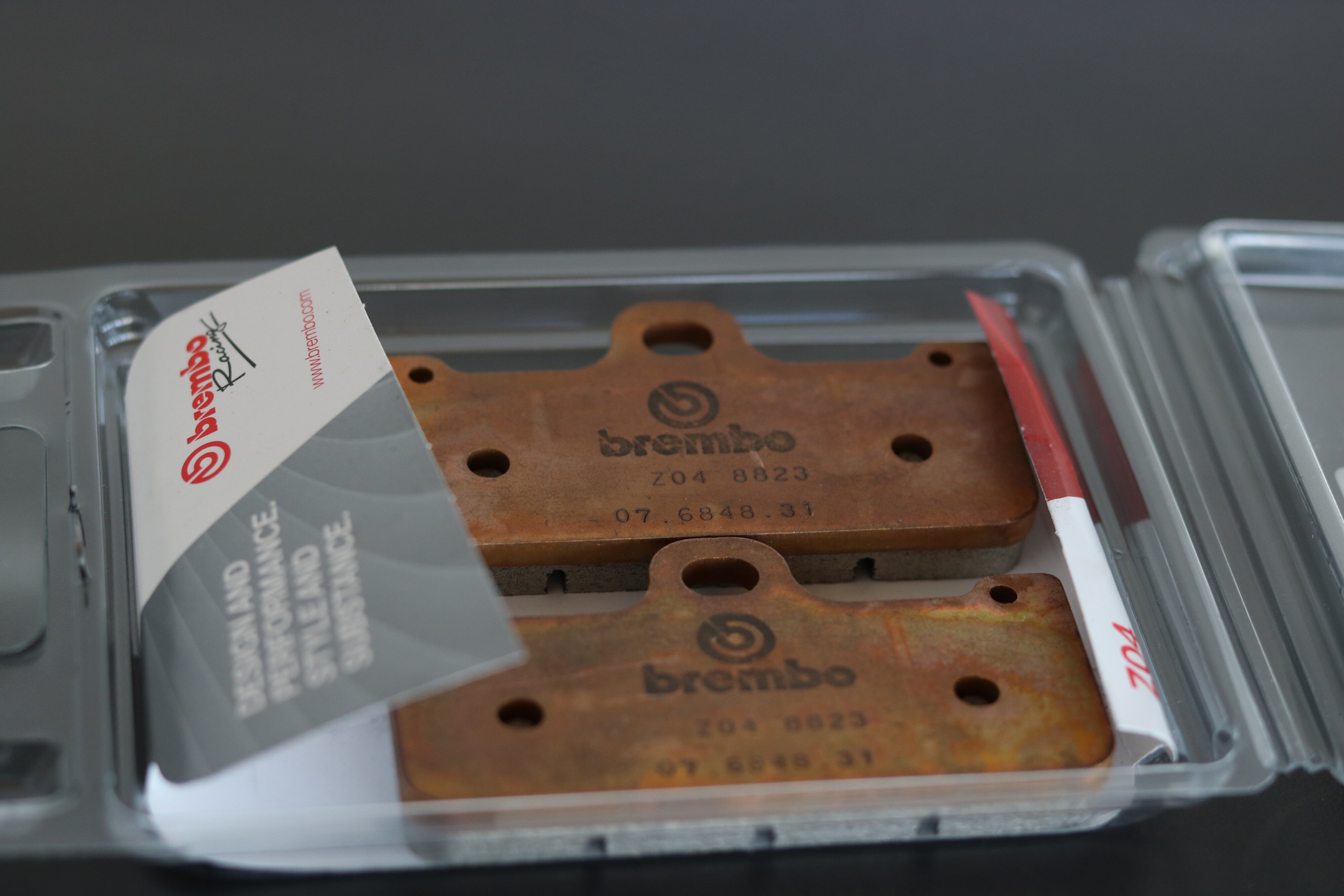 Brembo Z04 Racing kočione obloge Brembo - Racing čeljusti P4 32/36 CNC Monoblock 107A48602 