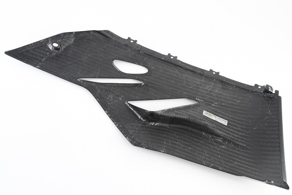 Lijevi donji bočni dio od karbonskih vlakana Fullsix Ducati Panigale 1199/R/S (12-17) 