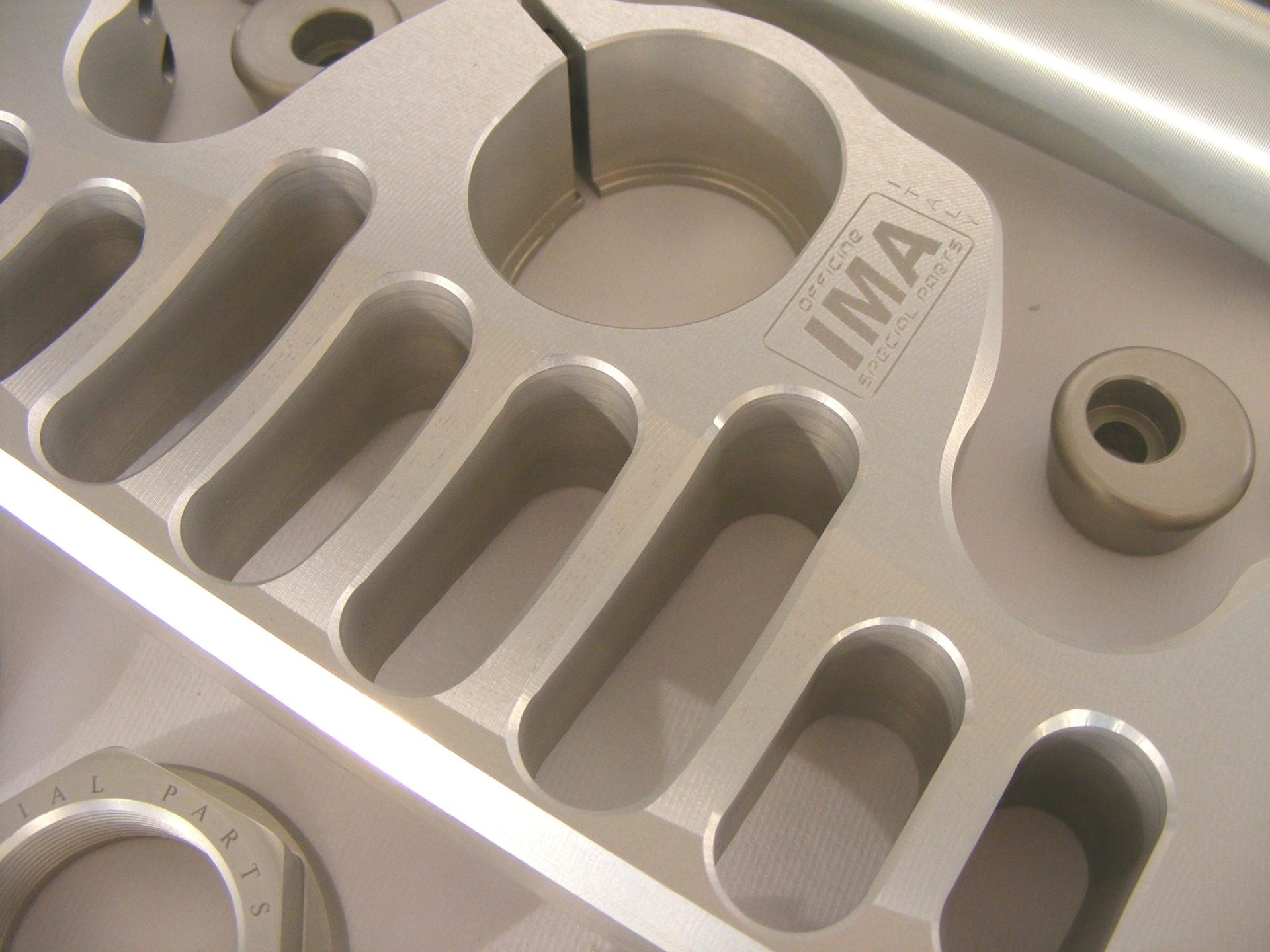 Ima Special Parts Racing vilica most Ducati Panigale 1299 (15-18) 