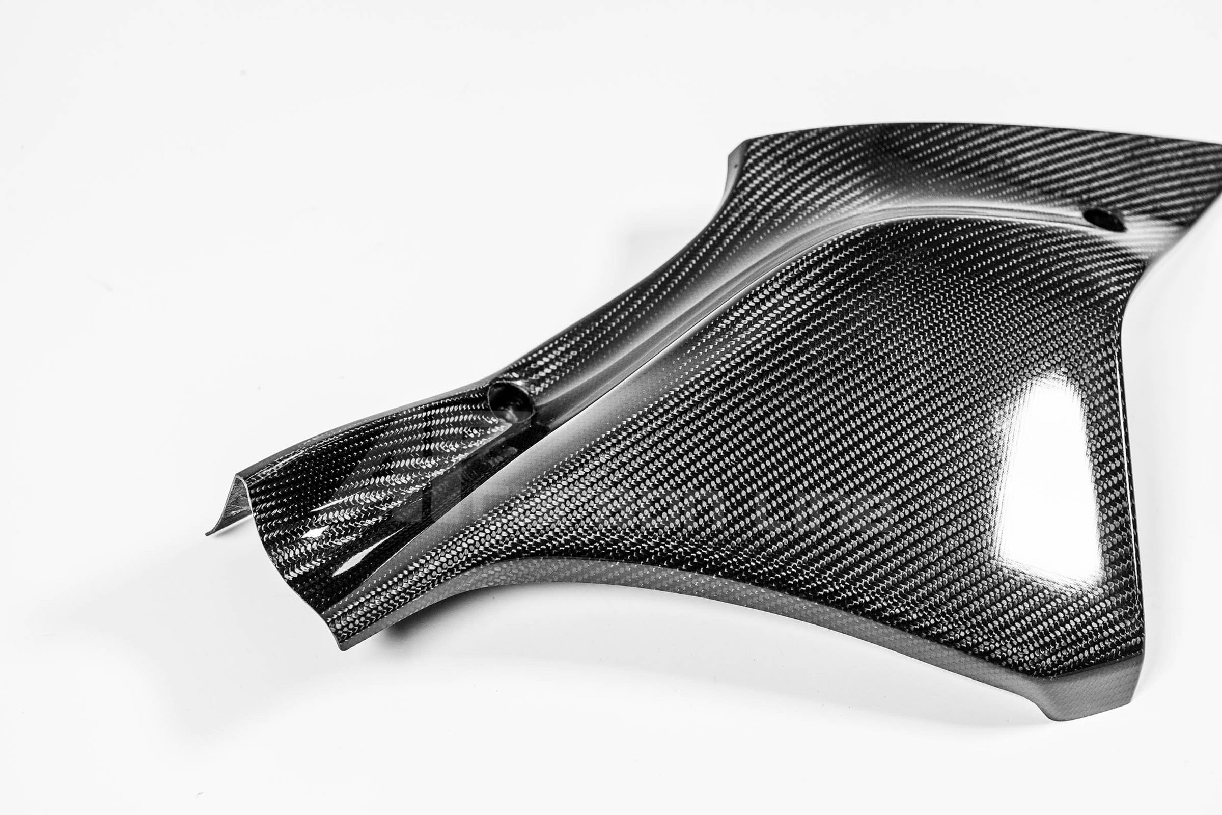 Lijevi bočni dio 200g AP Carbon Line Yamaha YZF-R1/M RN65 (20-26) 